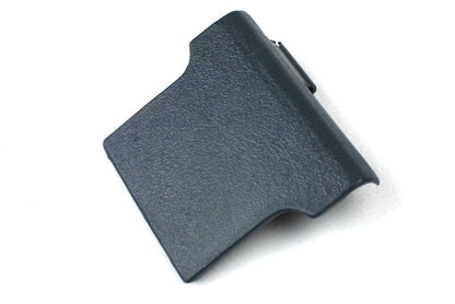 Lux D746 Vacuum Cord Retract Flap (33332801)