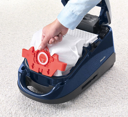 Miele HyClean 3D Efficiency FJM Synthetic Vacuum Cleaner Bags (FJM) installation